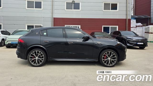 Maserati Grecale 3.0 AWD Trofeo, 2023 16