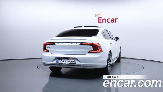 Volvo S90 T8 AWD Ultimate Bright, 2023 4