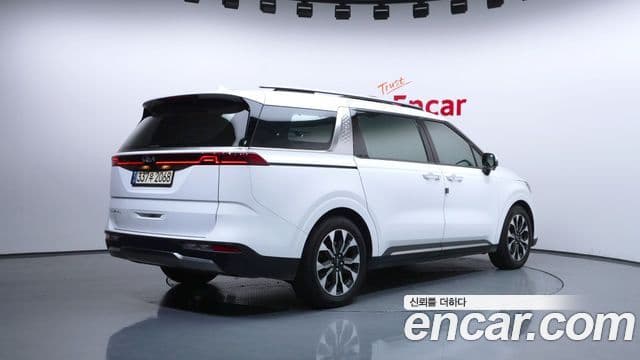 Kia Carnival 4세대 Signature, 2022 2