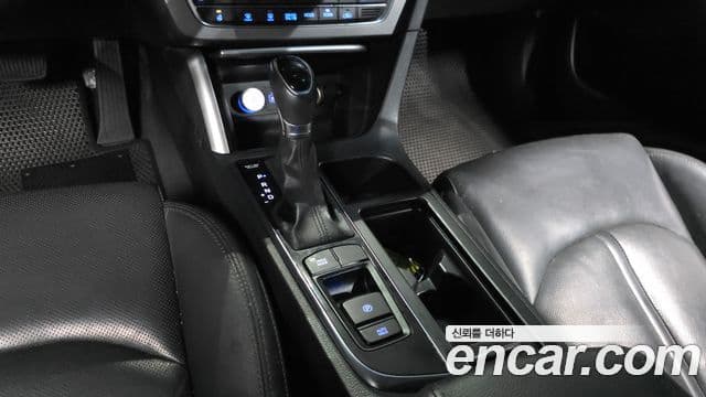 Hyundai LF Sonata гибрид Premium, 2017 9