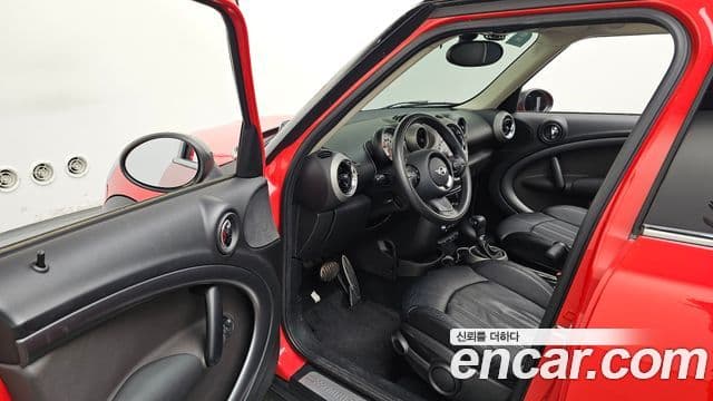 Mini Cooper S Countryman 1세대, 2011 10