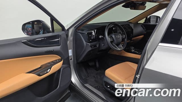 Lexus NX450h+ 2세대 Premium, 2025 10