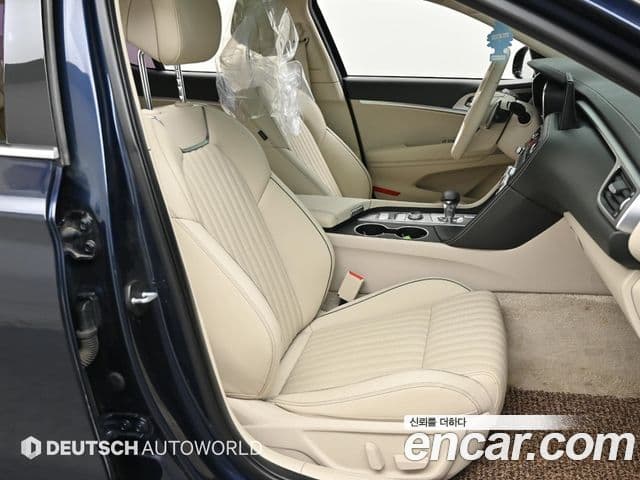 Genesis The / новый New G70, 2021 13