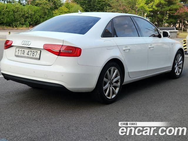 Audi New A4 B8, 2013 4