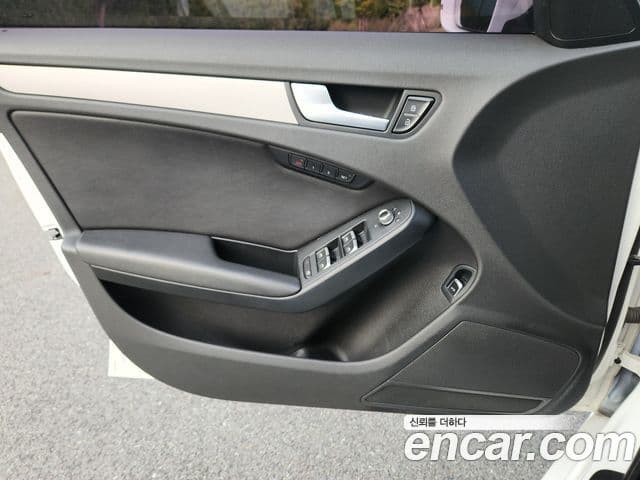 Audi New A4 B8, 2013 7