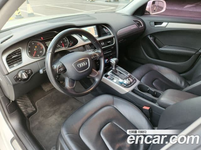 Audi New A4 B8, 2013 9