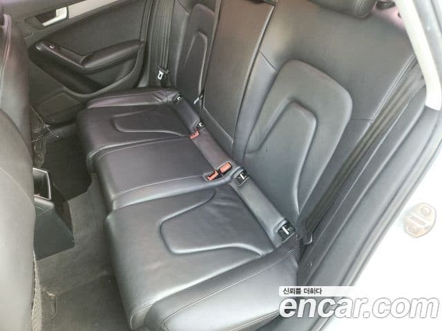 Audi New A4 B8, 2013 11