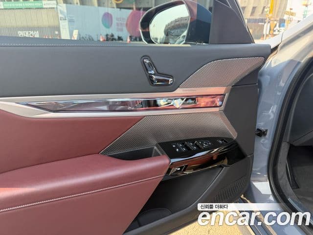 BMW 7시리즈 (G70) 740i sDrive Design Pure Excellence, 2023 10