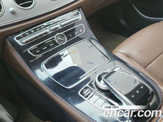 Mercedes-Benz E-класс W213 Avantgarde, 2017 16