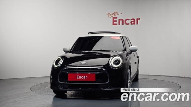 Mini Cooper 3세대, 2022 3