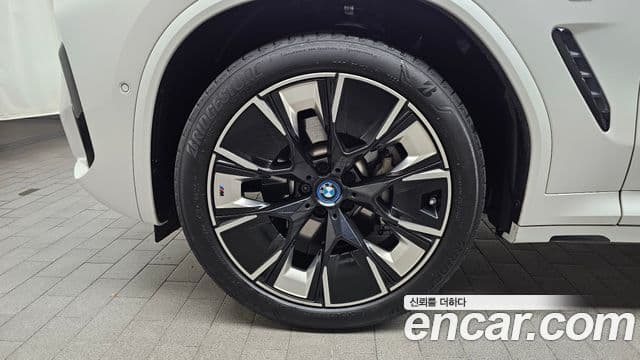 BMW iX3 M Sport, 2024 все фото