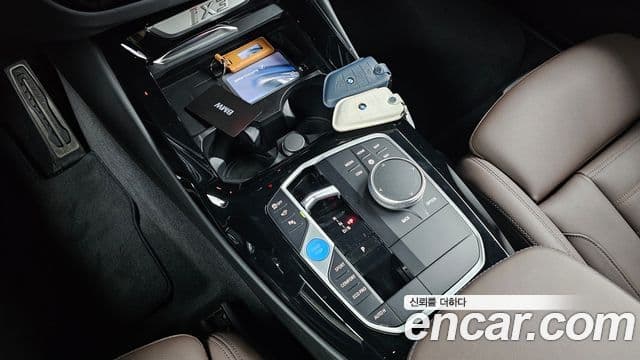 BMW iX3 M Sport, 2024 9