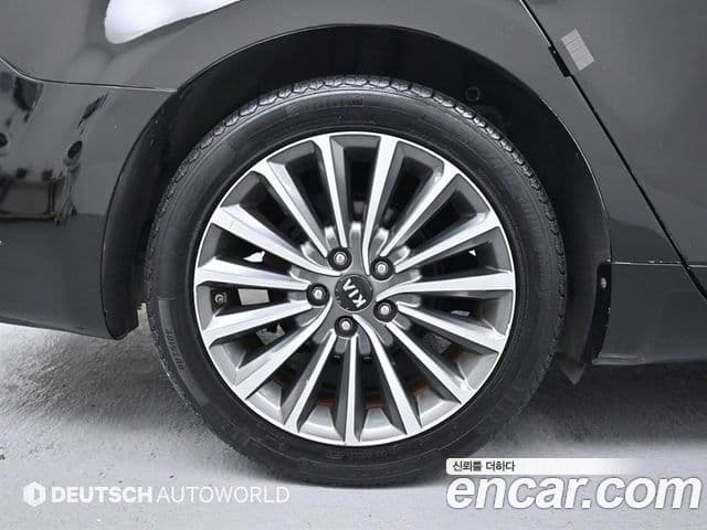 Kia All New K7 3.0 LPI Luxury (арендный автомобиль), 2016 все фото