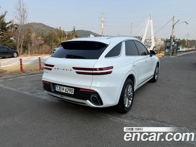 Genesis GV70, 2021 3