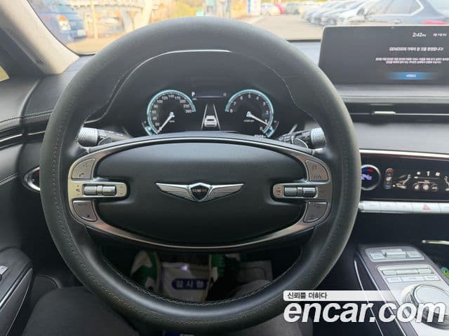 Genesis GV70, 2021 10