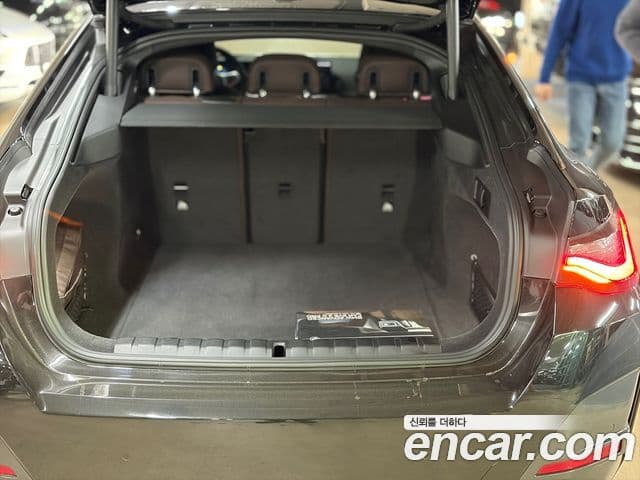 BMW i4 eDrive40 M Sport Pro, 2023 6