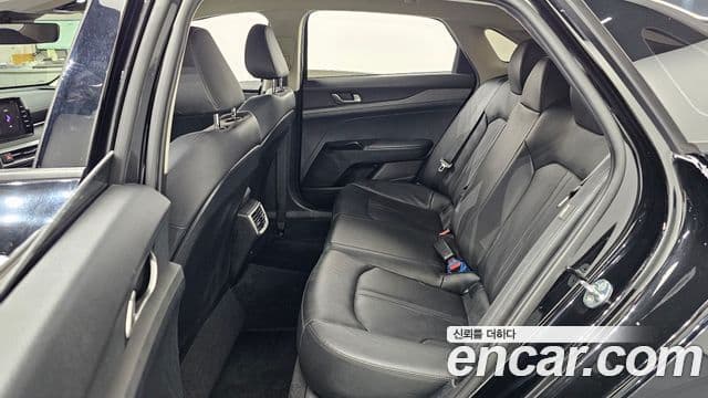 Kia K5 3세대 Trendy, 2023 12