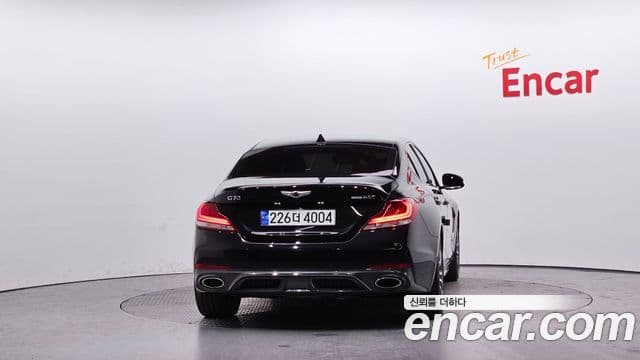 Genesis G70 Sport пакет, 2019 4