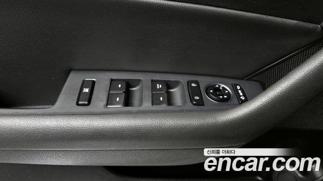 Hyundai LF Sonata 1.6 турбо Smart, 2016 17