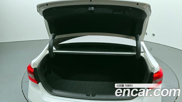 Hyundai LF Sonata 1.6 турбо Smart, 2016 20