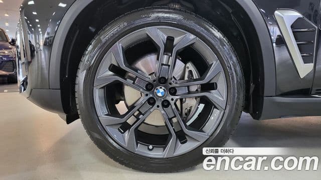 BMW X5 (G05) xDrive 40i xLine, 2024 все фото