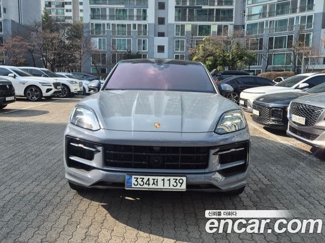 Porsche Cayenne (PO536) 3.0 купе, 2024 10