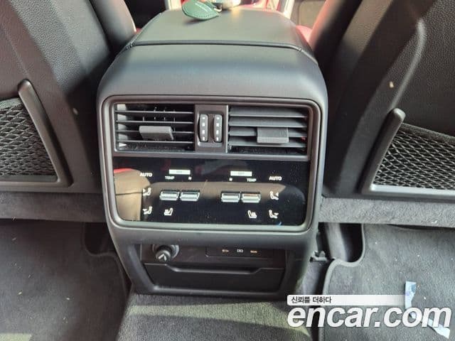 Porsche Cayenne (PO536) 3.0 купе, 2024 15