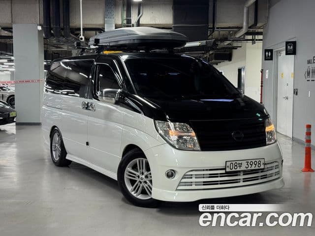 Nissan 엘그란드 E51, 2004 1