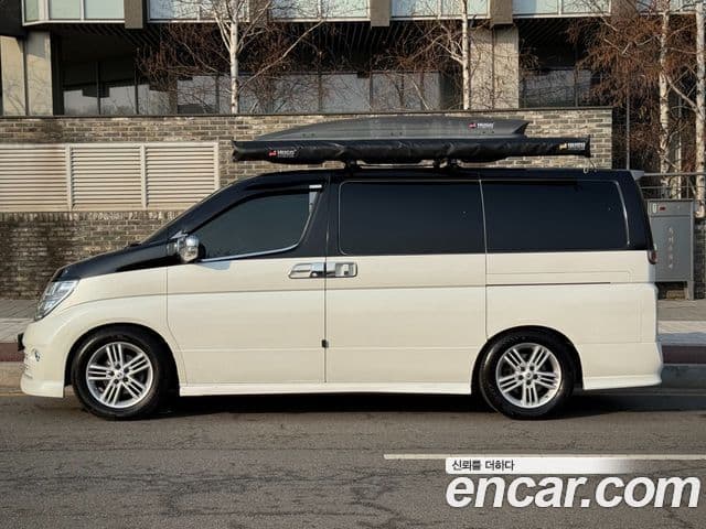 Nissan 엘그란드 E51, 2004 19