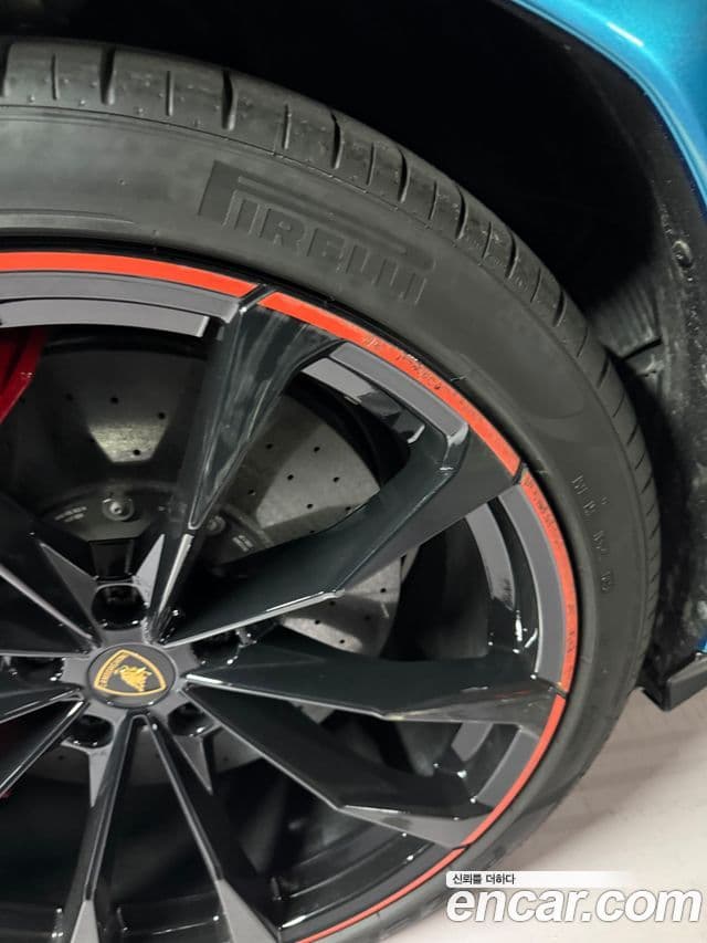 Lamborghini Urus 4.0 V8, 2022 все фото