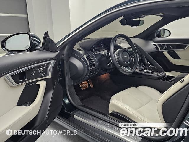 Jaguar F-TYPE X152, 2021 11