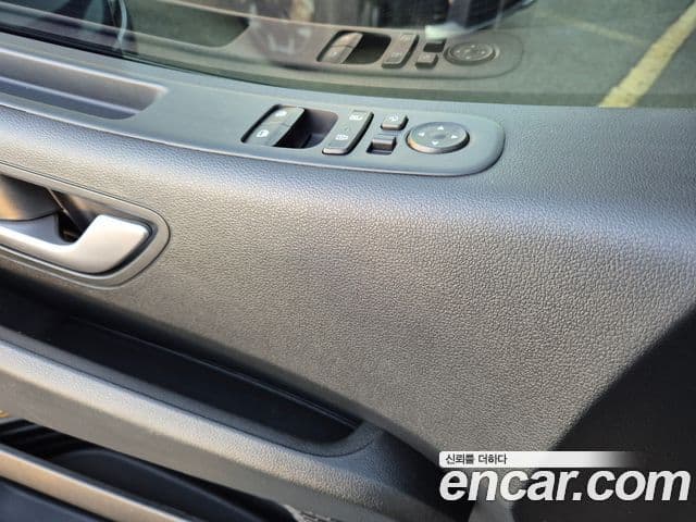 Hyundai Staria Modern, 2024 14