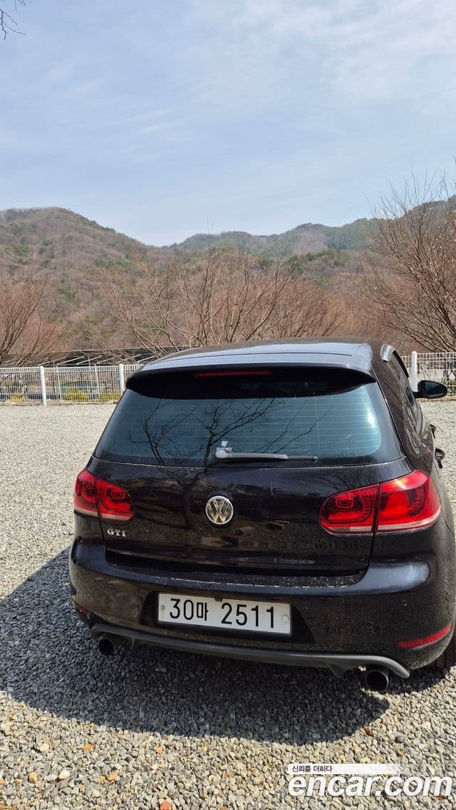 Volkswagen Гольф 6세대 2.0 GTI 5도어, 2011 4