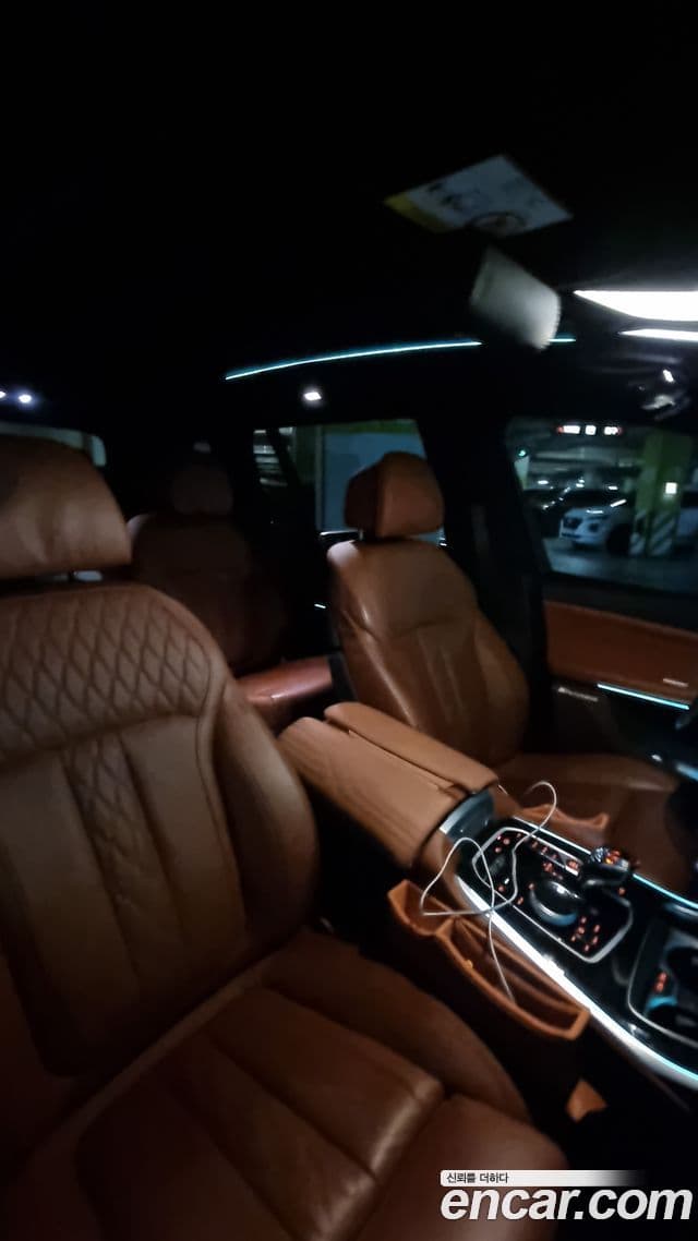 BMW X7 (G07) xDrive 40d M Sport 6인승, 2022 6