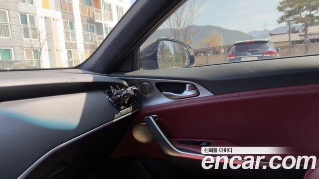 Kia 스팅어 GT, 2018 13