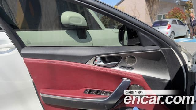 Kia 스팅어 GT, 2018 17