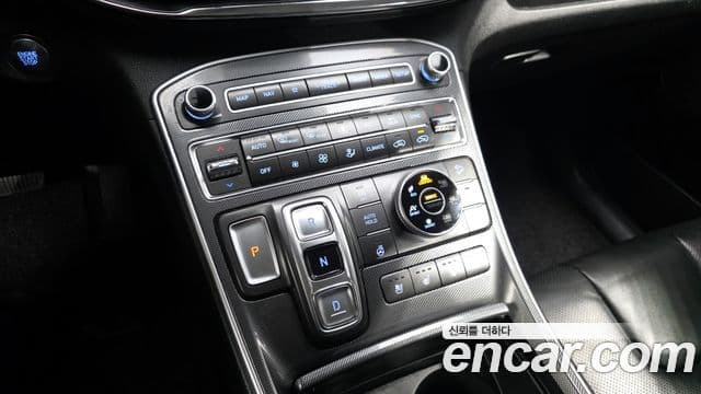 Hyundai The / новый New Santa Fe Premium Choice, 2021 9