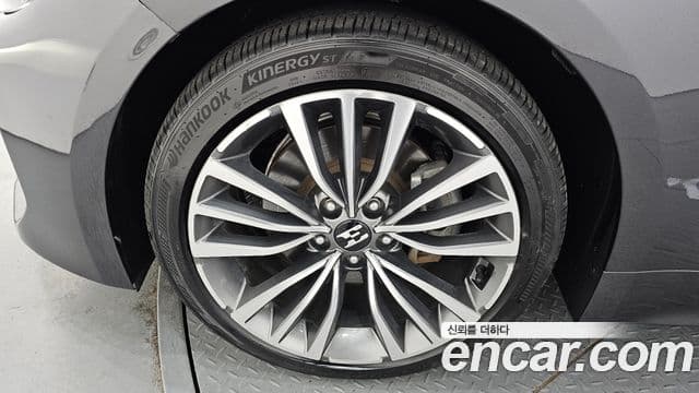 Kia 스팅어 Platinum, 2018 все фото