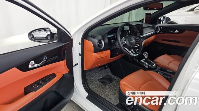 Kia The / новый New K3 2세대 Signature, 2024 10