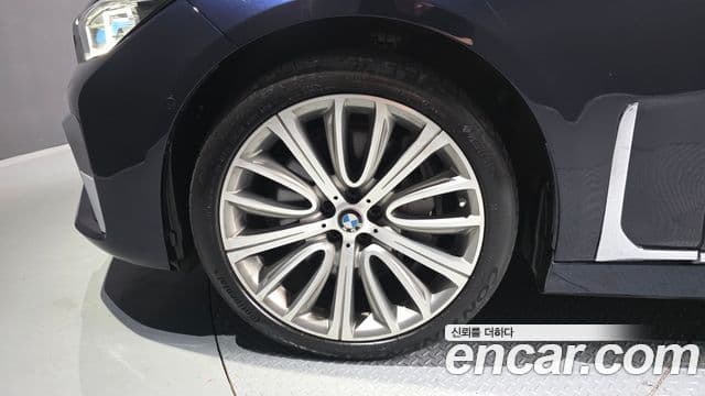 BMW 7시리즈 (G11) 750Li xDrive, 2017 все фото