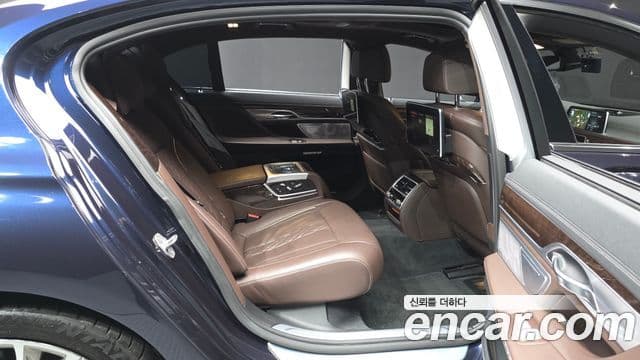 BMW 7시리즈 (G11) 750Li xDrive, 2017 12