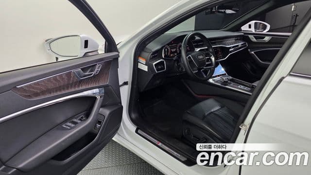 Audi A6 (C8) Premium, 2023 10