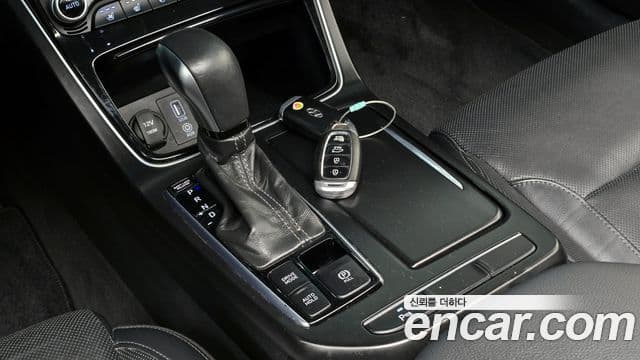Hyundai Grandeur IG Premium, 2018 9