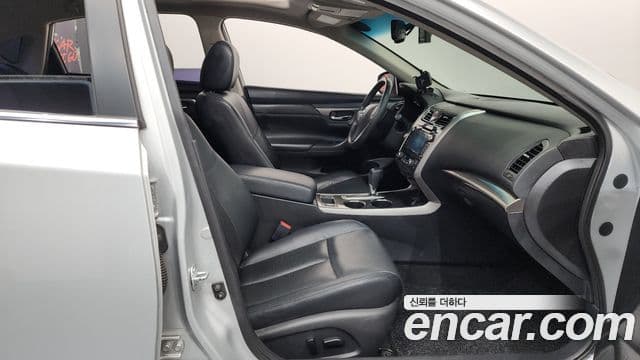 Nissan 알티마 L33, 2015 11