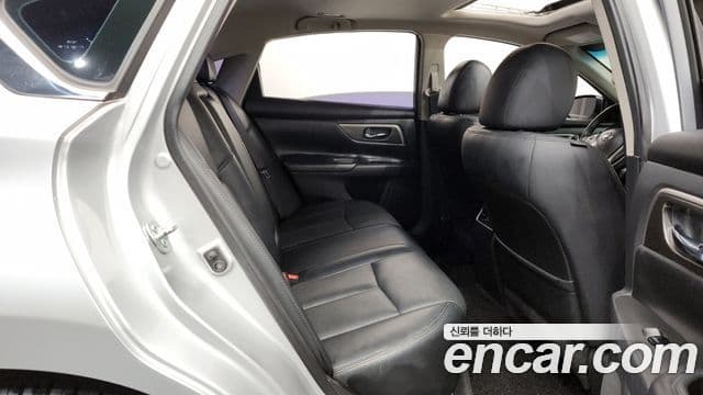 Nissan 알티마 L33, 2015 12