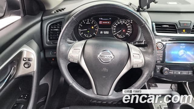 Nissan 알티마 L33, 2015 13