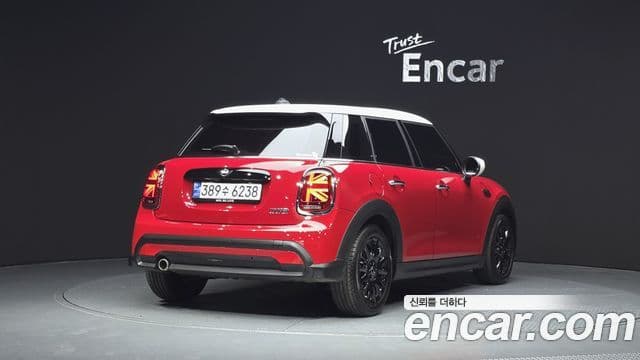 Mini Cooper 3세대, 2024 2