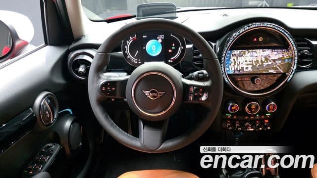 Mini Cooper 3세대, 2024 13