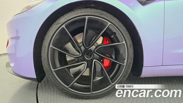 Tesla модель 3 performance AWD, 2025 все фото