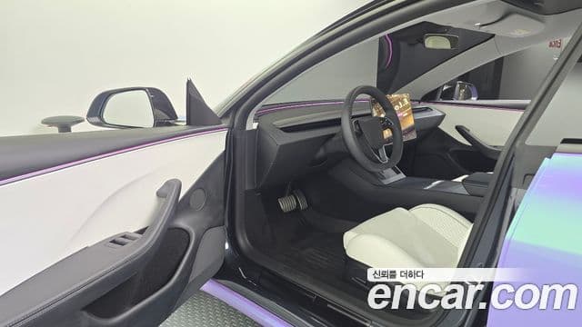 Tesla модель 3 performance AWD, 2025 10